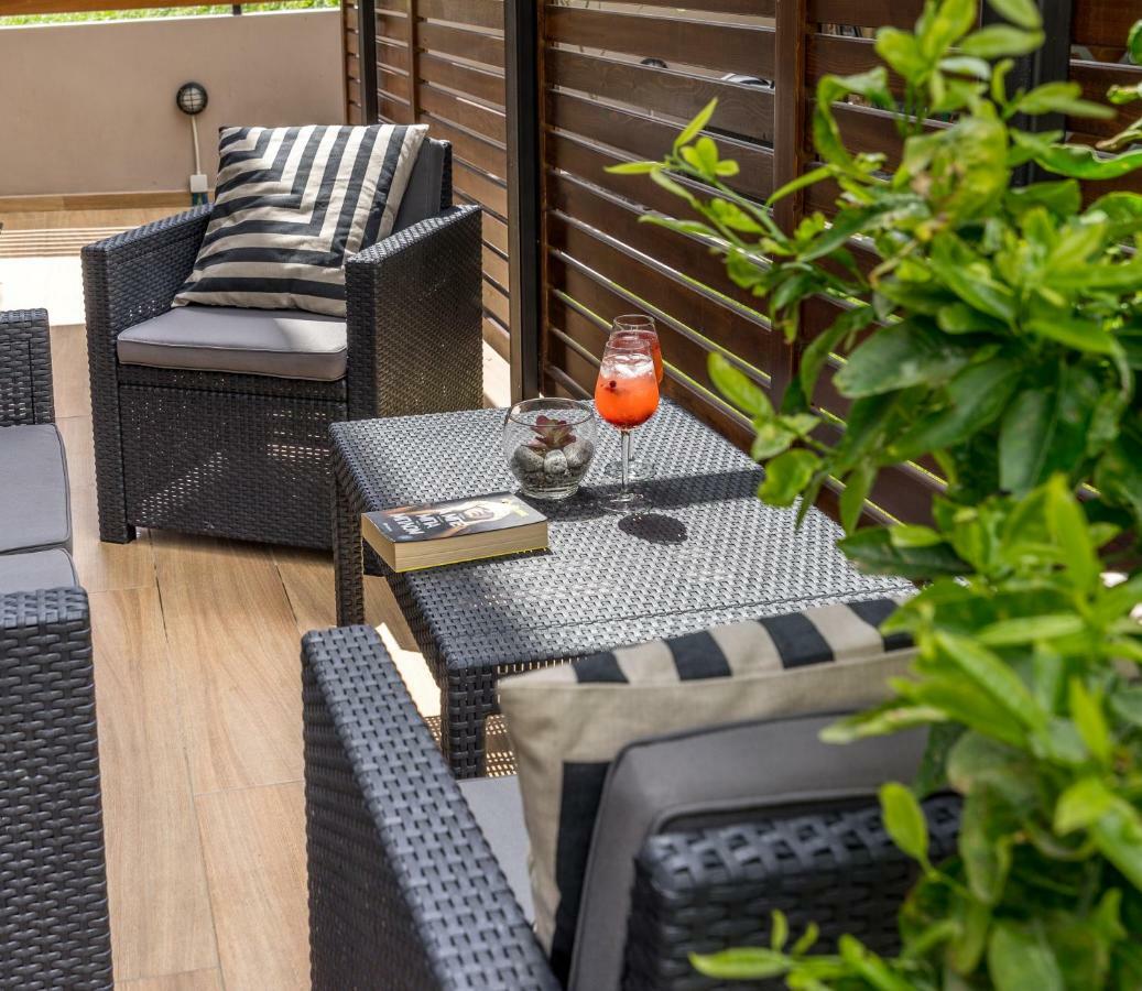 Lemar Luxury Apartments Herszonisszosz Kültér fotó